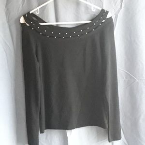 Cable&Guage Black sleek sweater with pearl  beads